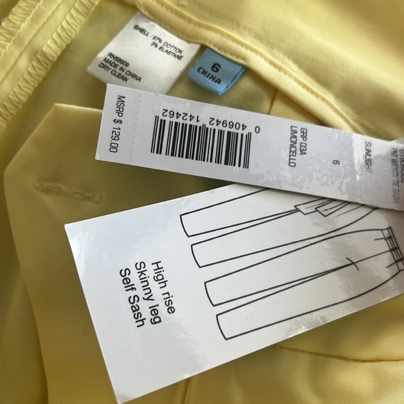 Antonio Melani. High Rise, skinny leg, self sash - Picture 4 of 4